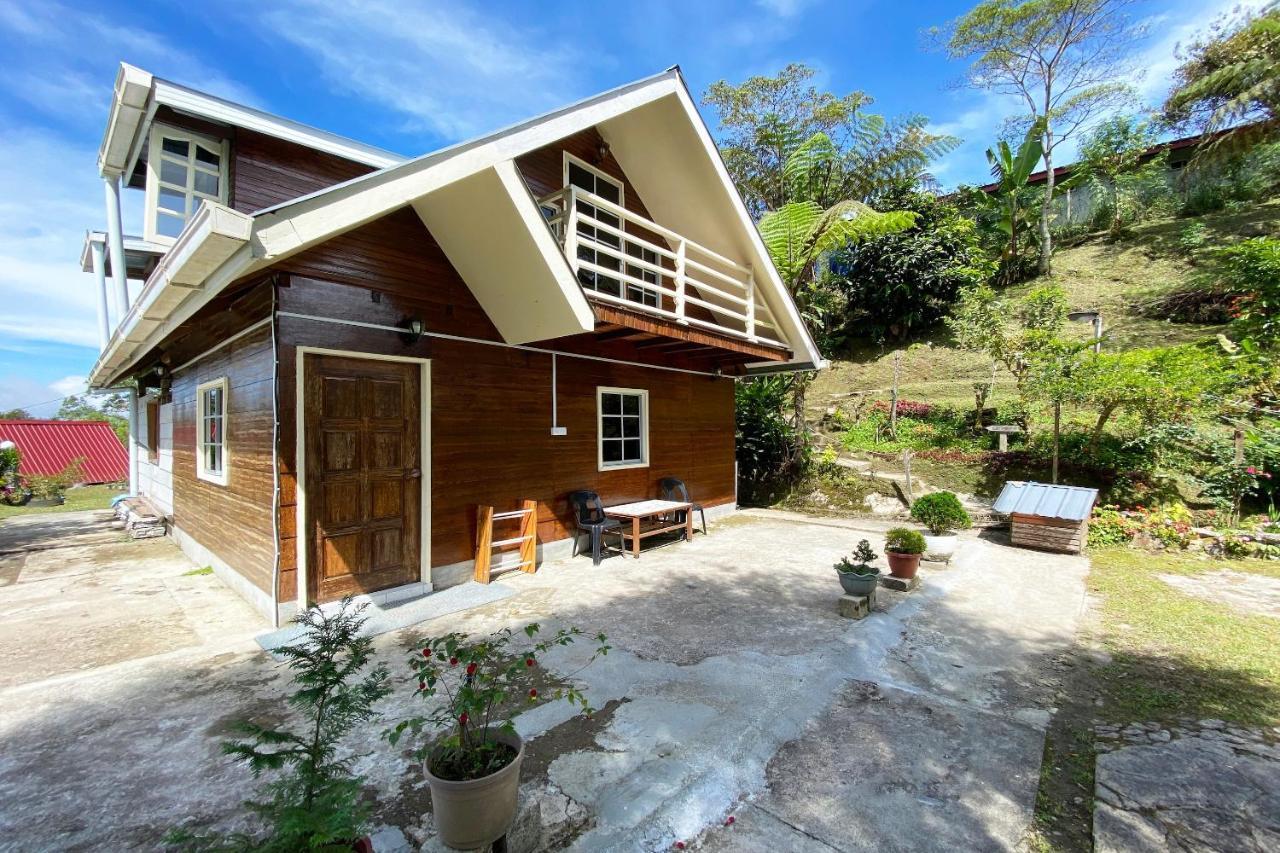 Lily Cottage & Kitchen Ranau Exterior photo